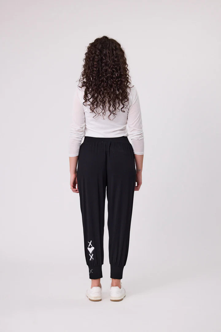 Classified Signature Print Fresco Pant Black