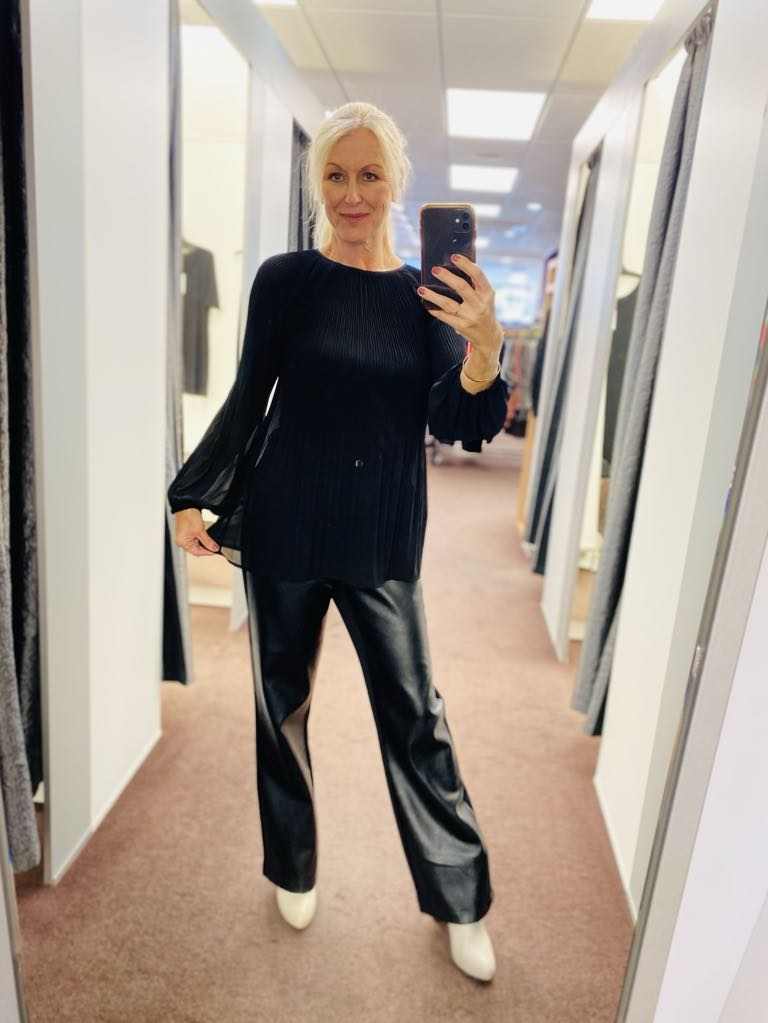 Jet Blonde Micro Pleat Top Black