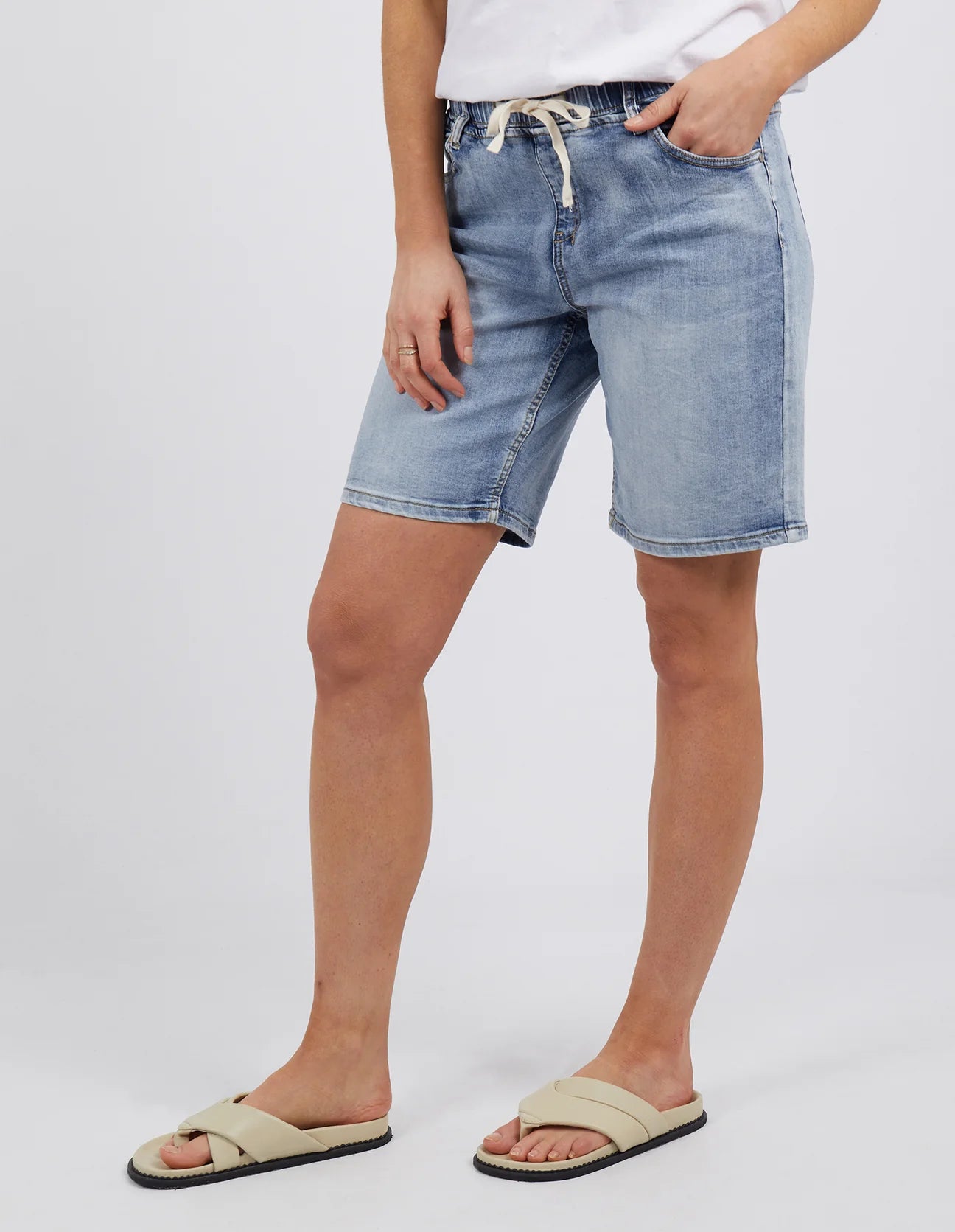 Foxwood Gabby Bermuda Short Mid Blue