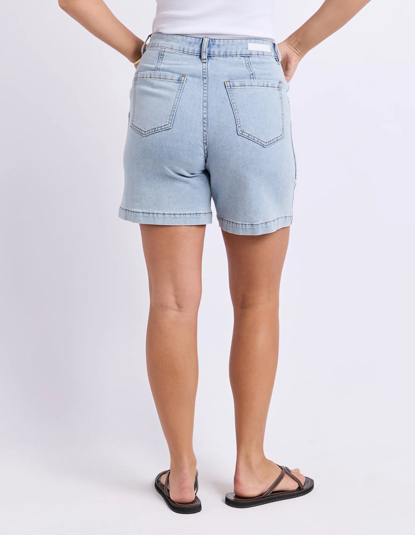 Foxwood Balmy Short Pale Blue Wash