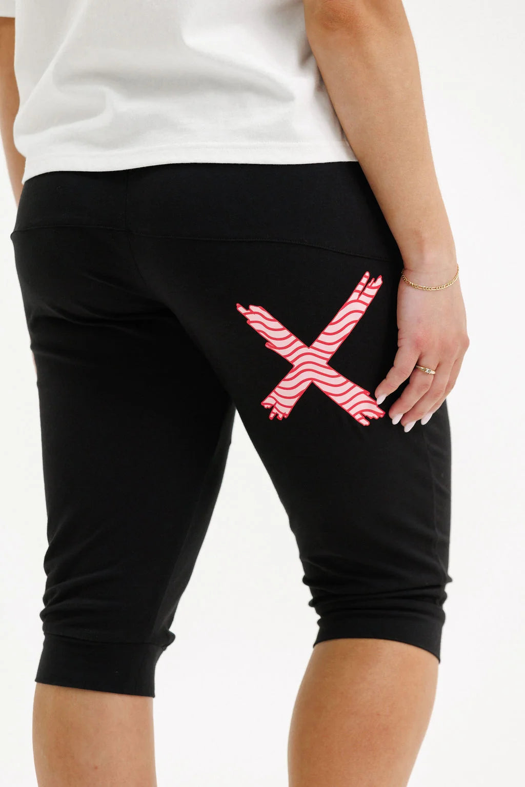 Home-lee 3/4 Apartment Pants - Black with Cherry/Blush Squiggle X