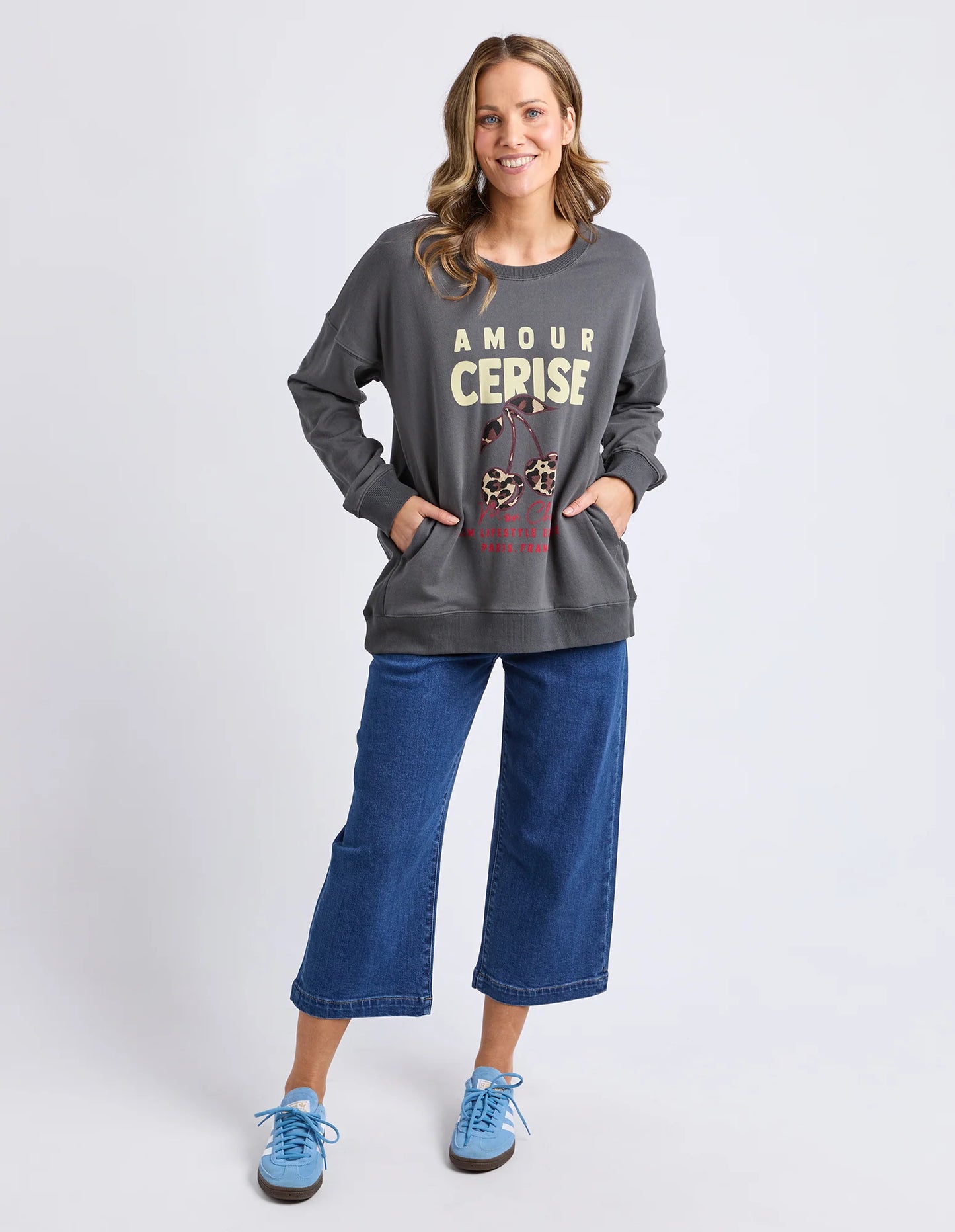 Elm Amore Cerise Crew Washed Black