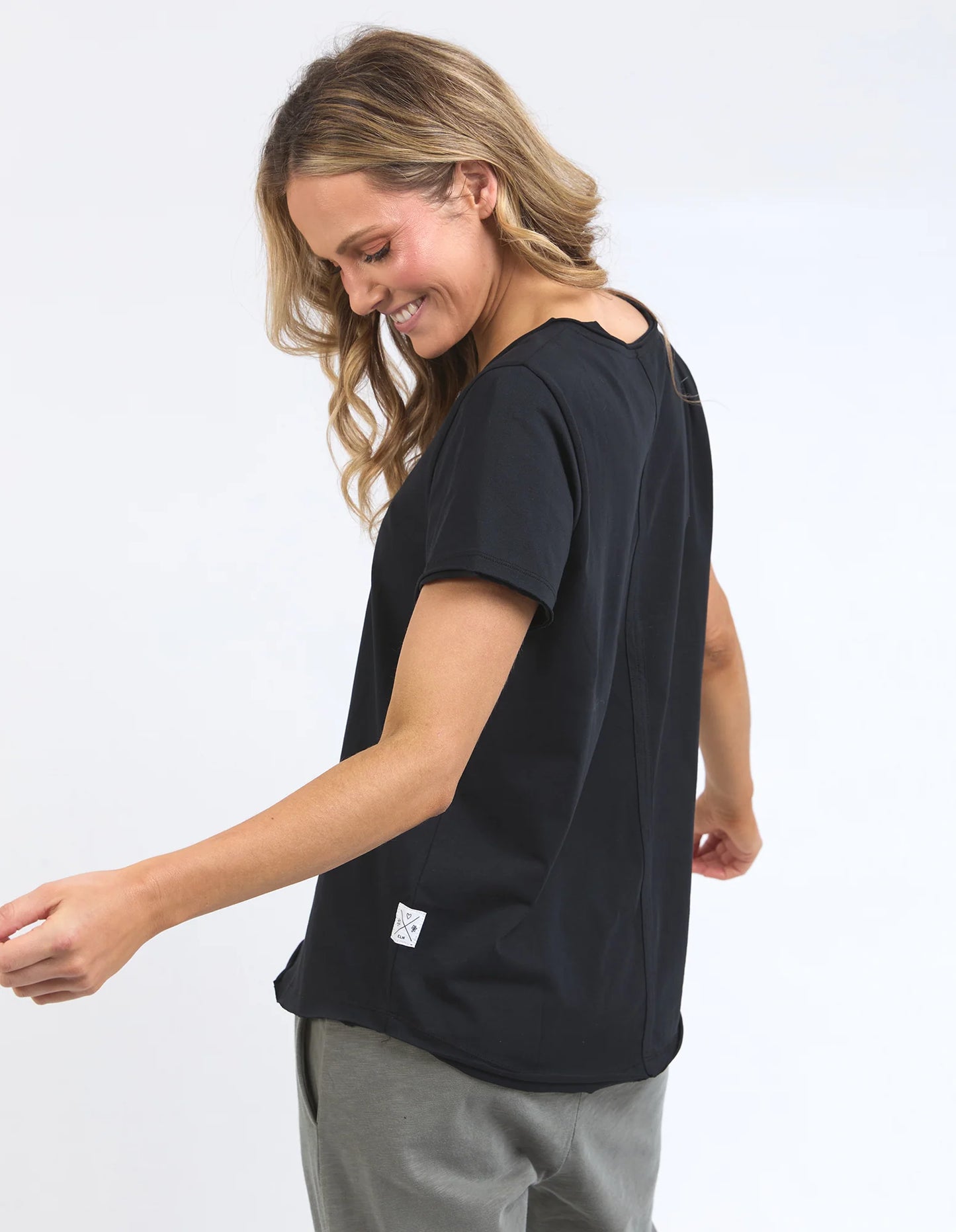 Elm Pima Vee Tee Black