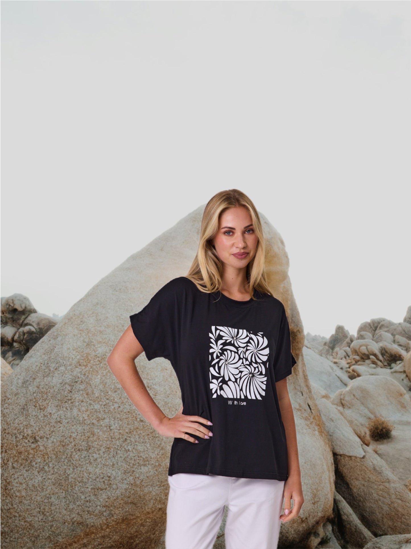 Classified Pearl Flower Lace Tee