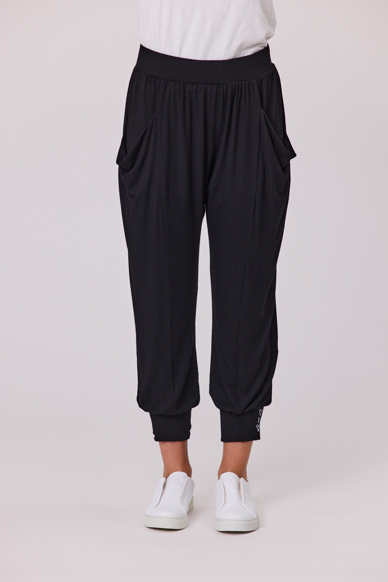 Classified Signiature Print Fresco Pant