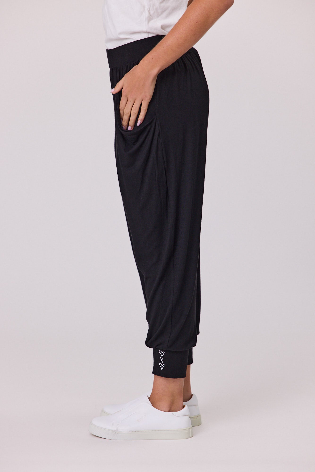 Classified Signiature Print Fresco Pant