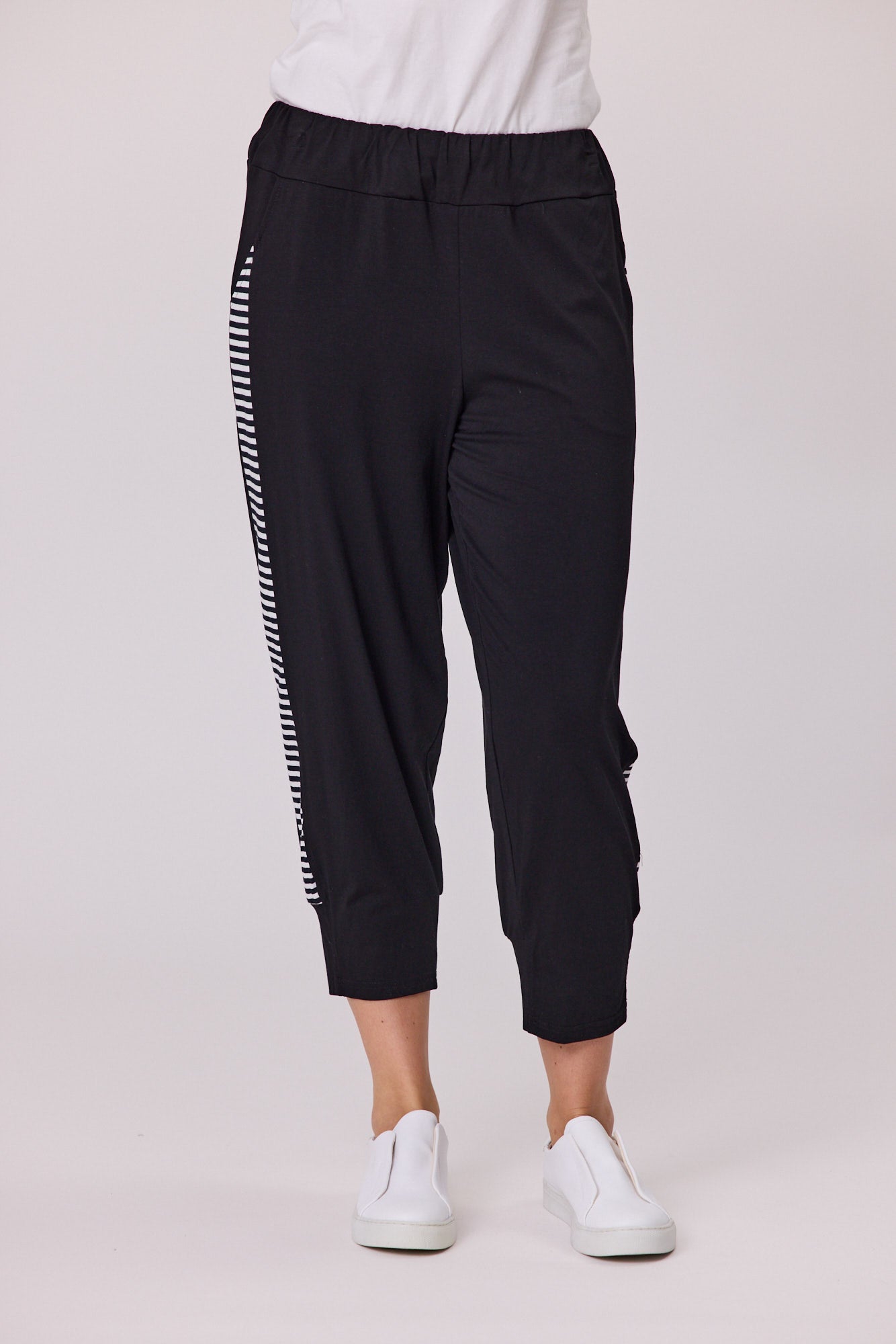 Democracy Ease Stripe Side Panel Knit Pant