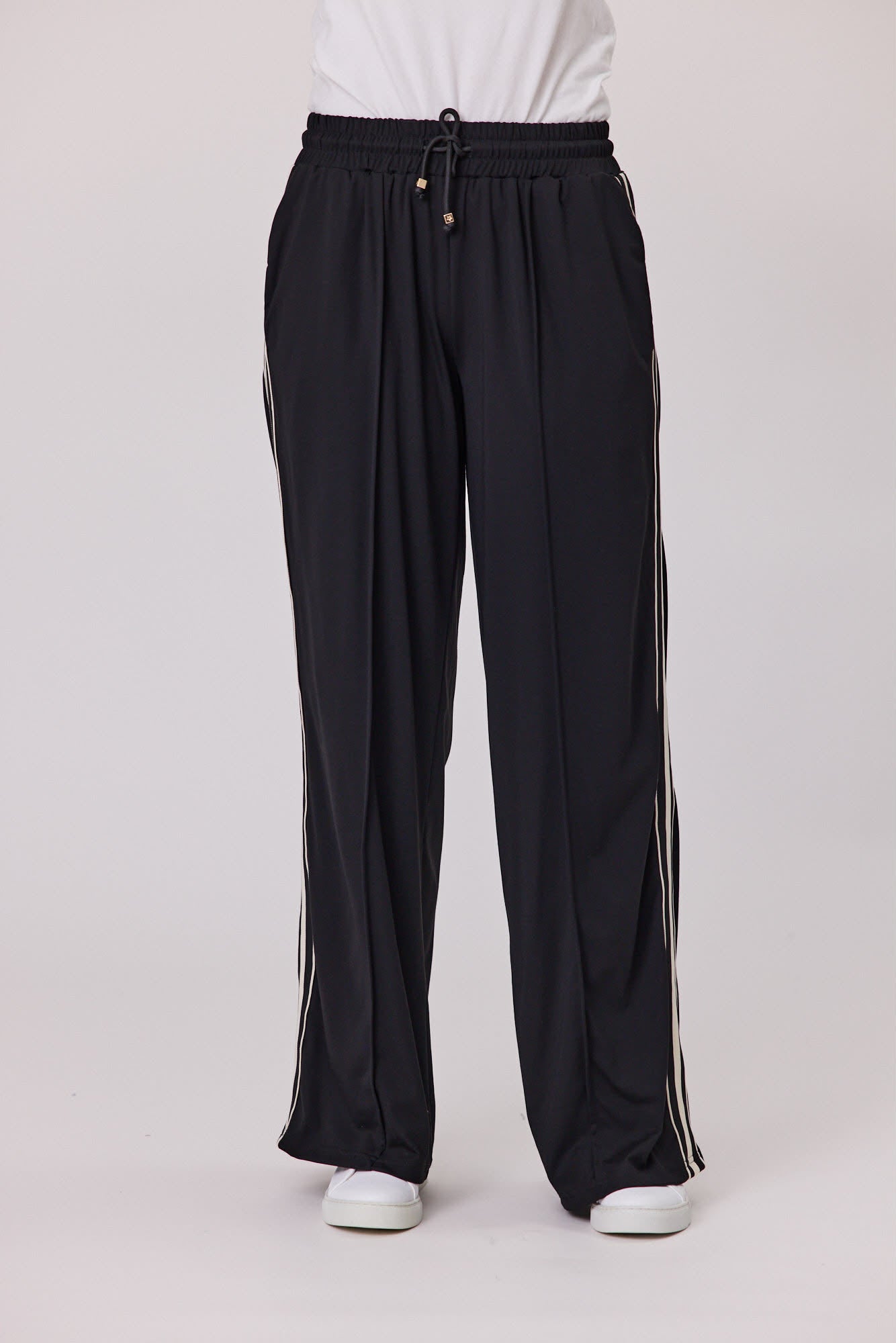 Jet blonde Side Tape Travel Pant