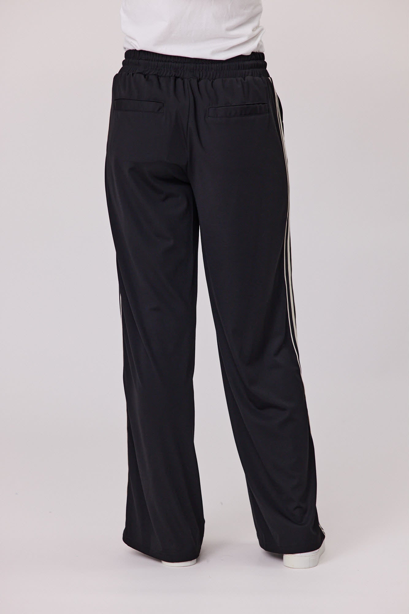 Jet blonde Side Tape Travel Pant