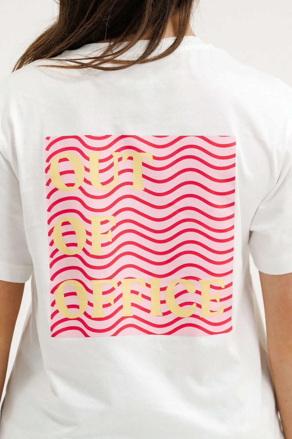 Home-lee Rony Tee - Cherry Out of Office