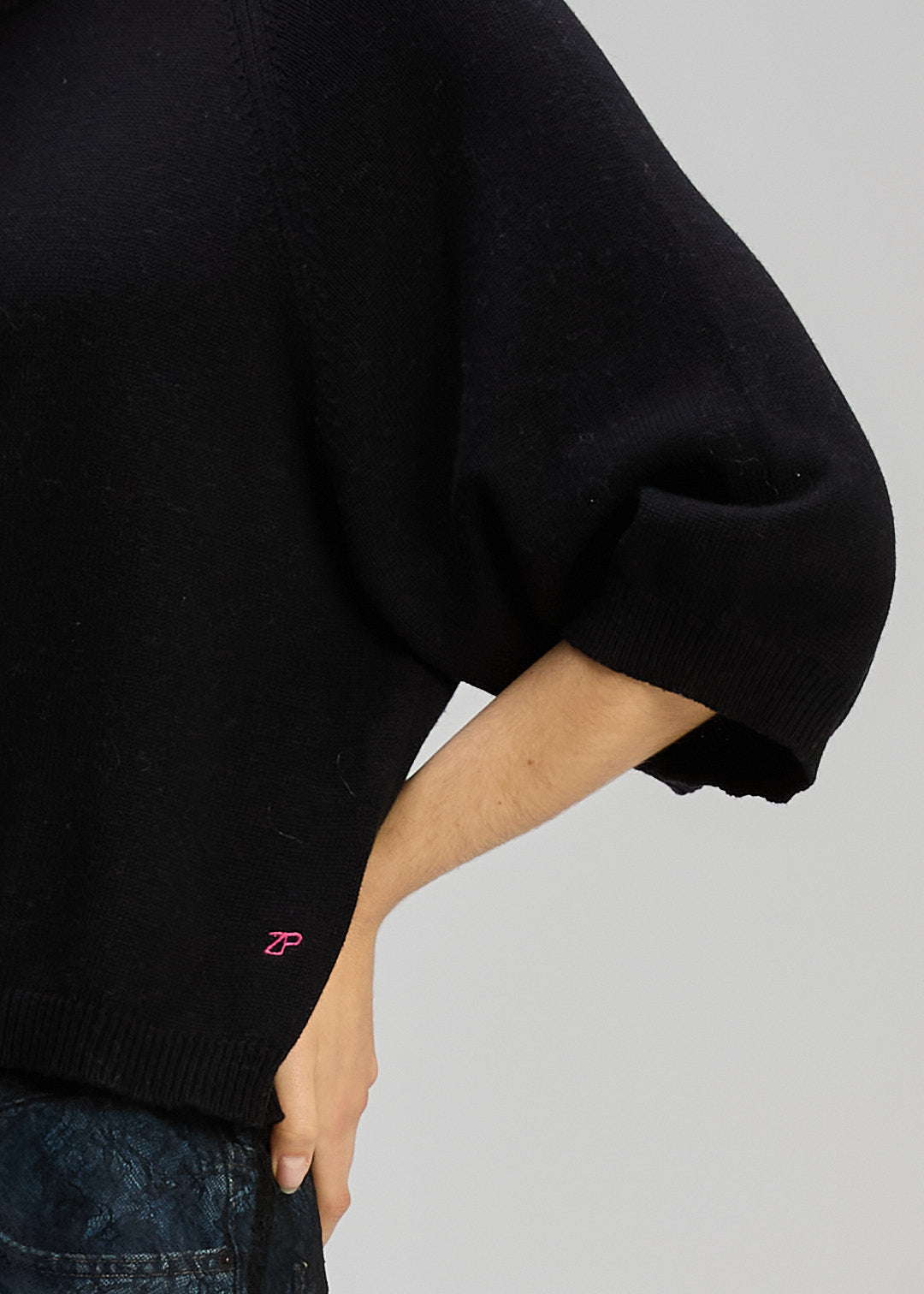 Zaket & Plover Boxy Crew Black